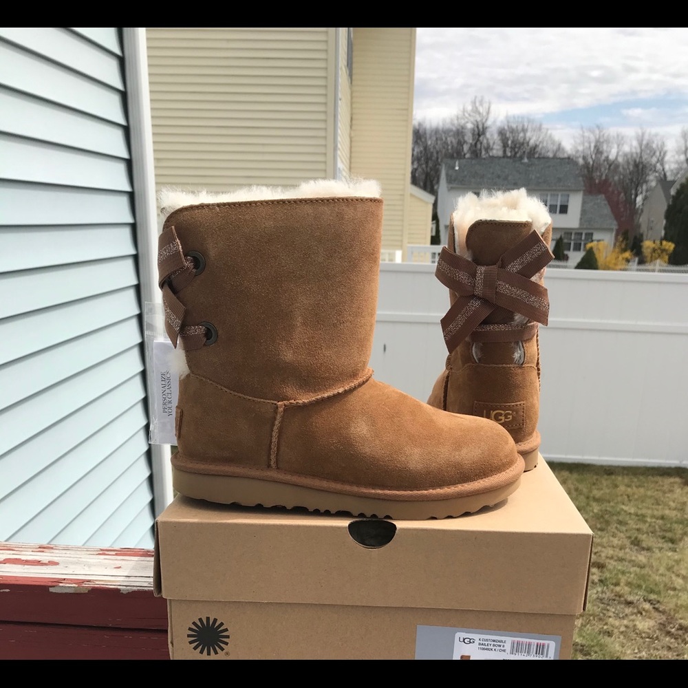 UGG Customizable Bailey Bow II - Picture 2 of 8
